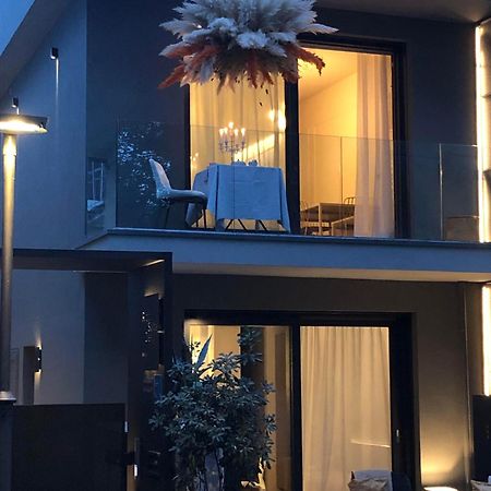 Riccione Suite Design Екстер'єр фото