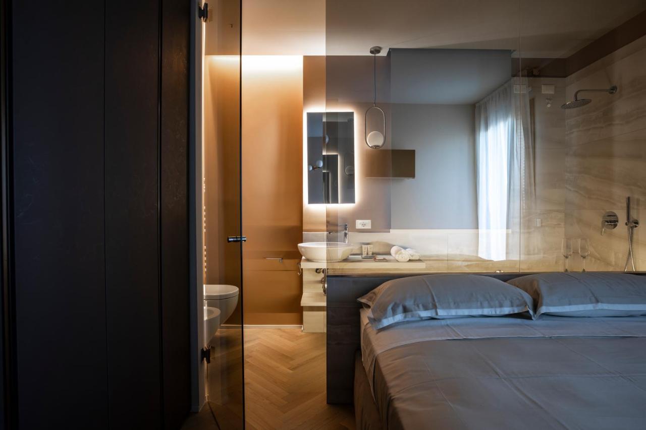 Riccione Suite Design Екстер'єр фото