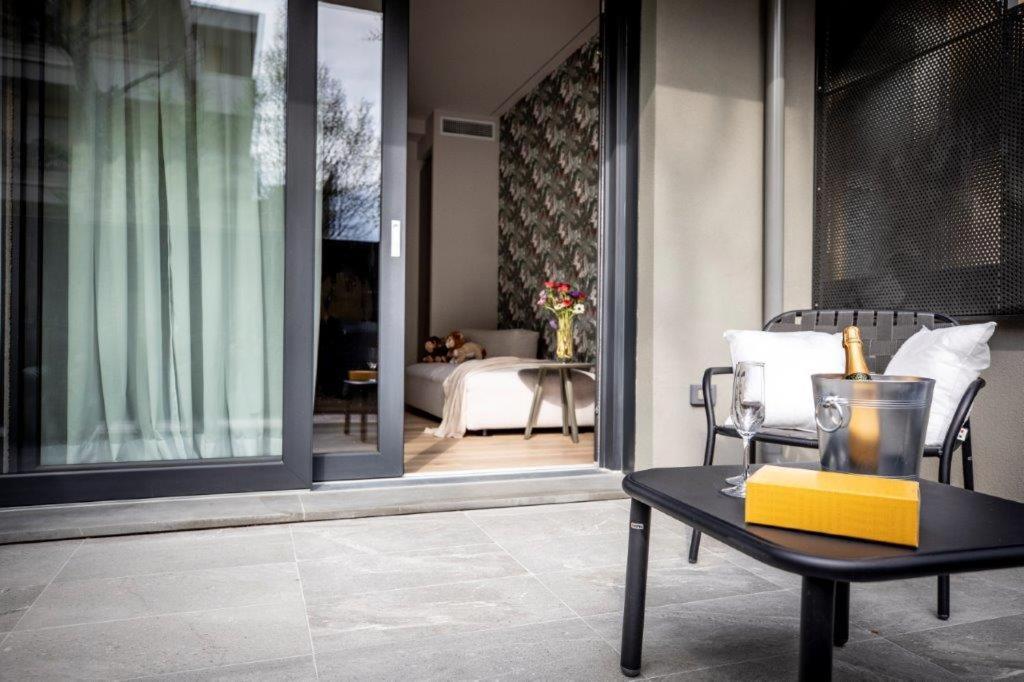 Riccione Suite Design Екстер'єр фото